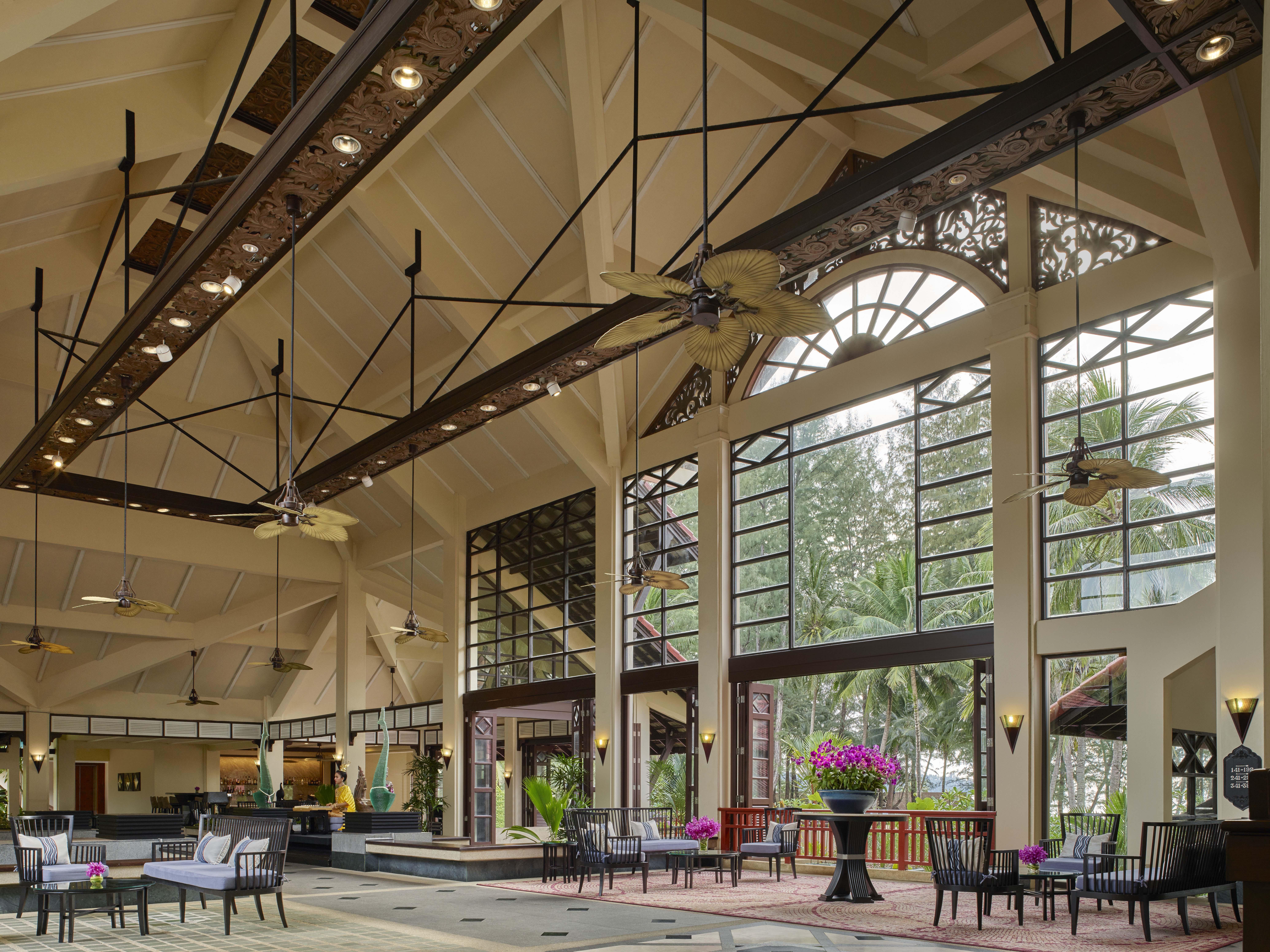 Dusit Thani Laguna Phuket Bang Tao Beach  Esterno foto The lobby of the Shangri-La Hotel, Kuala Lumpur